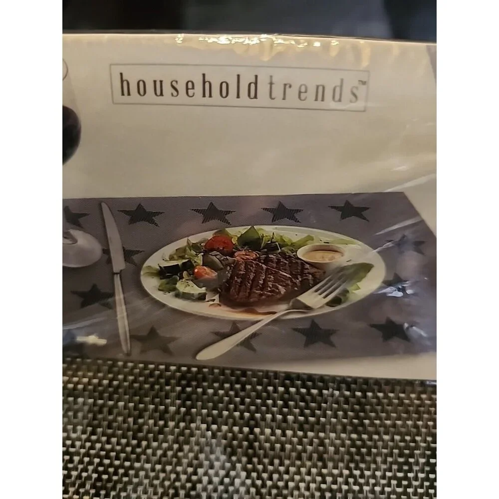 4 Piece Black/White Placemat Set 12x 18 Inch Household Trends EZ Wipe Clean